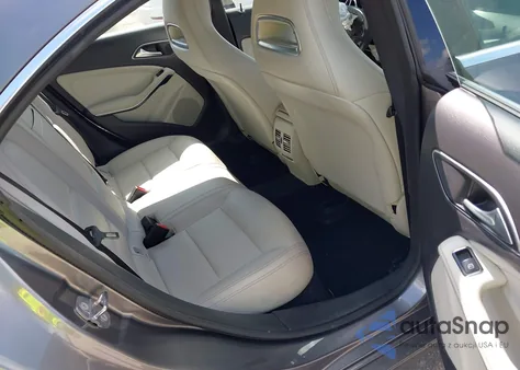 2019 Mercedes-Benz Cla 250 из США, поврежденный, VIN WDDSJ4EB4KN773539